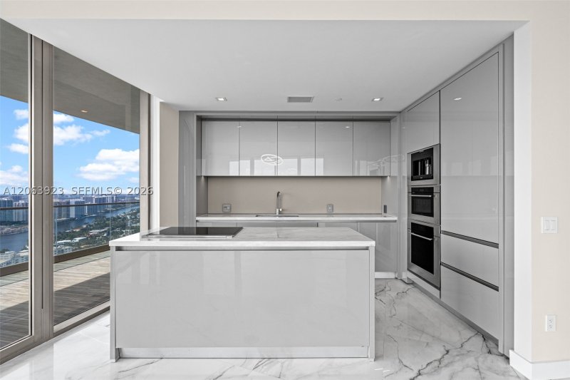 Condo for sale at Residences by Armani / Casa 3605