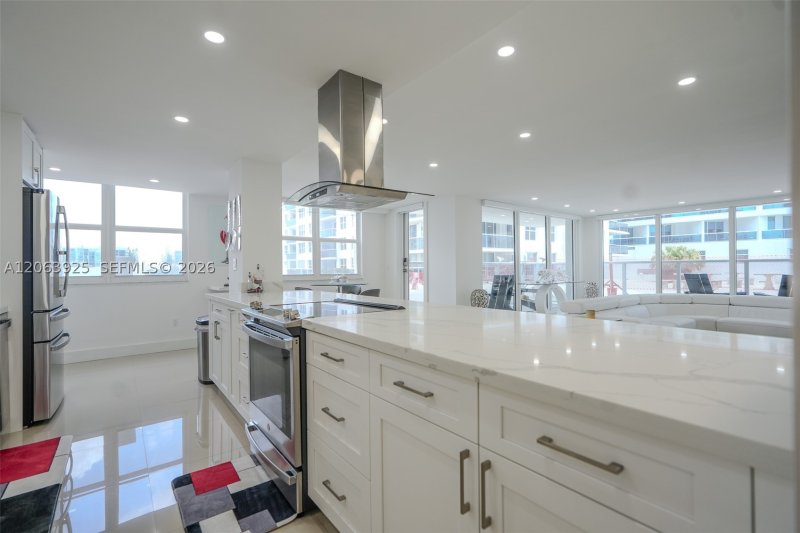 Apartment for rent at Aquarius Towers 301S