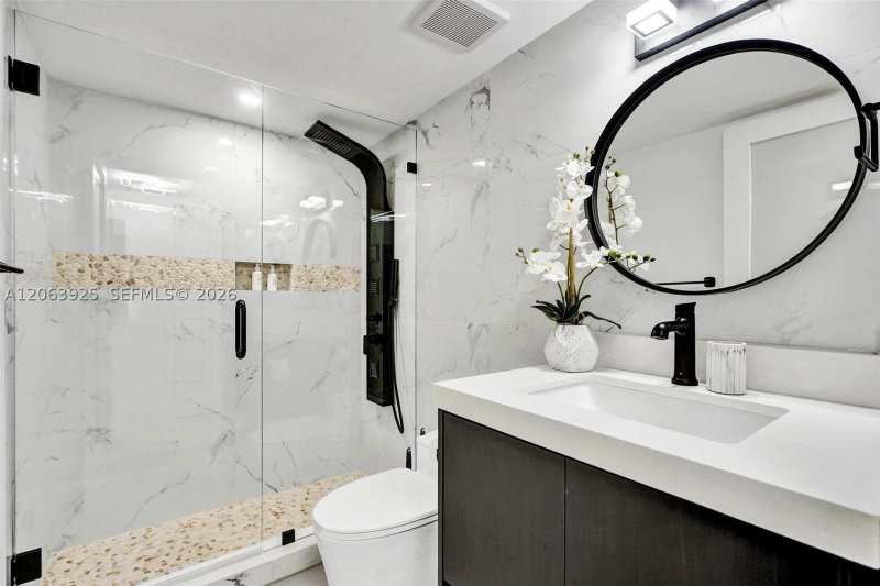 Apartment for rent at Aquarius Towers 301S