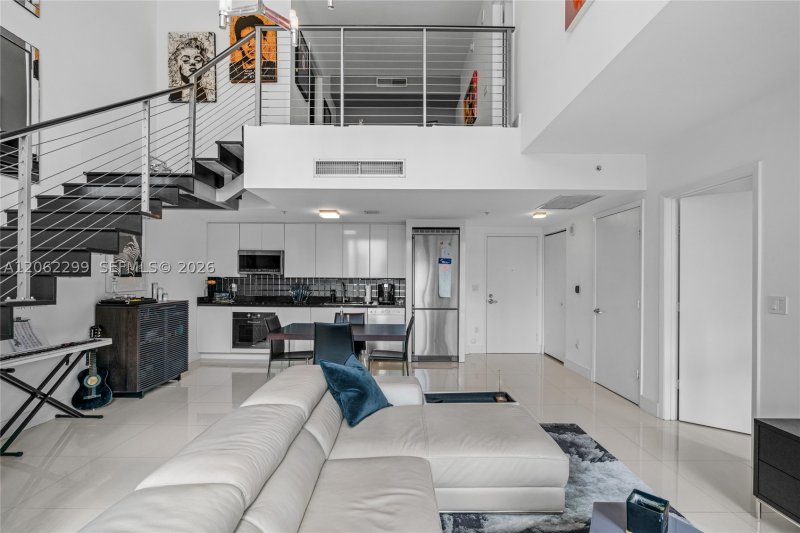 Property photo # 2