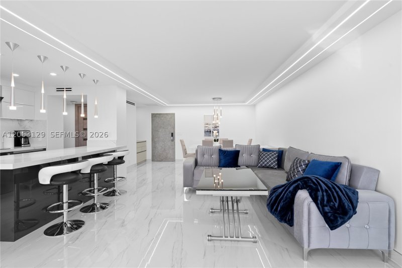 Apartment for rent at Winston Towers 1803