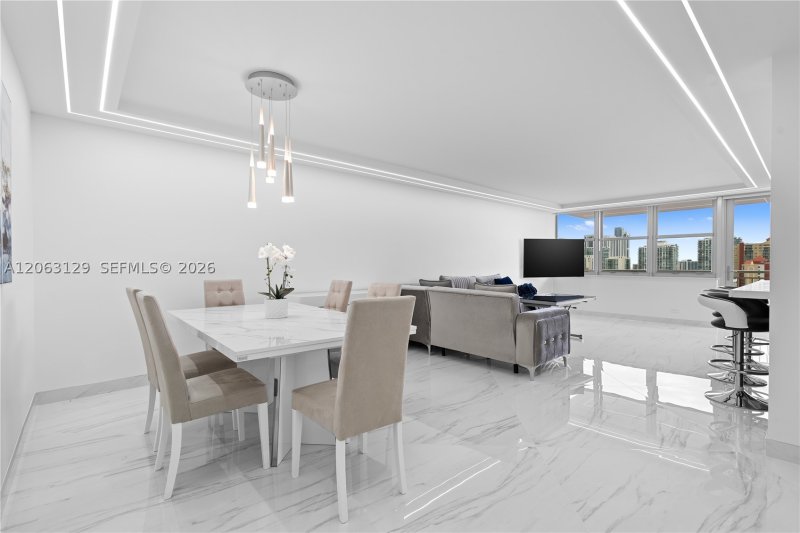 Apartment for rent at Winston Towers 1803