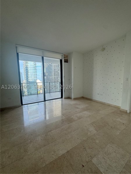 Aluguel de apartamento no Brickell City Centre Rise 2403