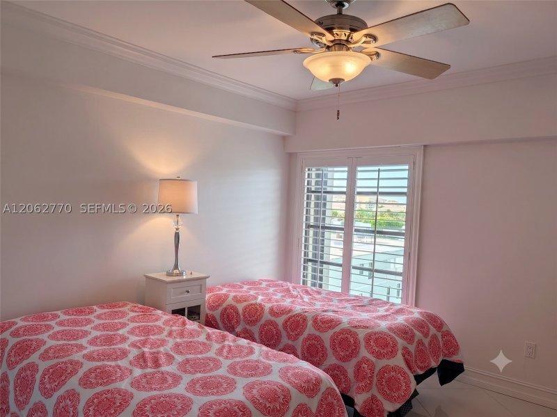 Comprar apartamento no Ambassador 706