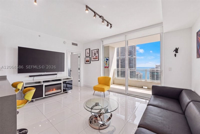 Property photo # 8