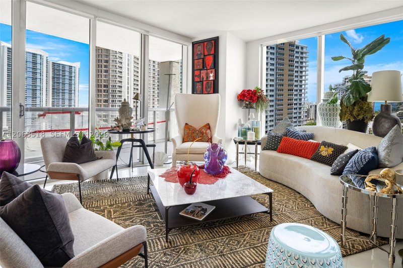 Comprar apartamento no Icon Brickell Tower II 1802