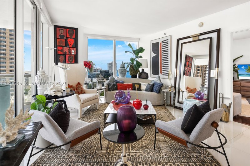 Comprar apartamento no Icon Brickell Tower II 1802