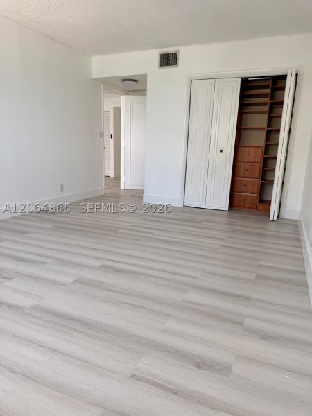 Apartment for rent at Sea Air Towers 1116