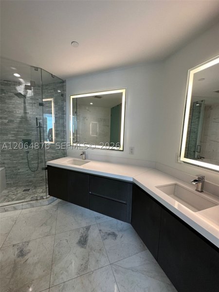 Comprar apartamento no Paramount Miami WorldCenter 4006