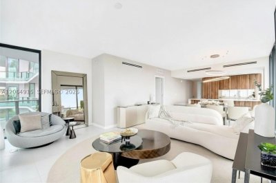 Alana Bay Harbor Island Apt #401