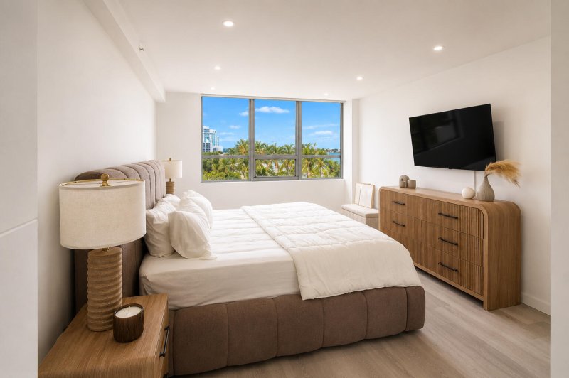 Apartment for rent at Flamingo 432S