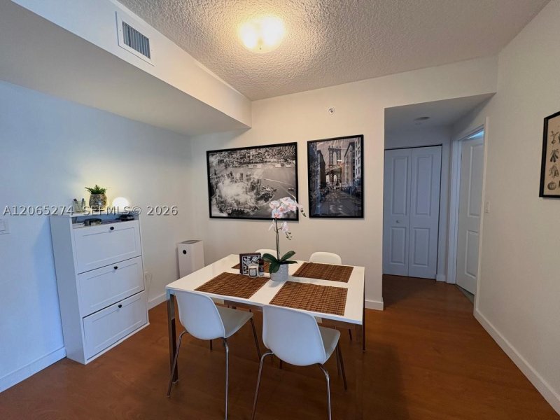 Aluguel de apartamento no 23 Biscayne Bay PH04