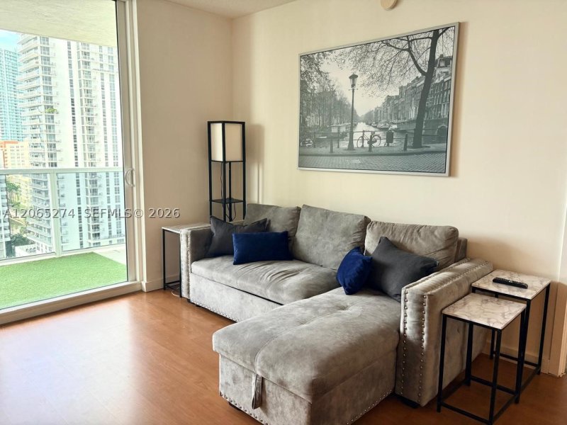 Aluguel de apartamento no 23 Biscayne Bay PH04