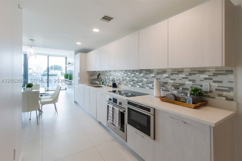 Aluguel de apartamento no Paraiso Bayviews 701