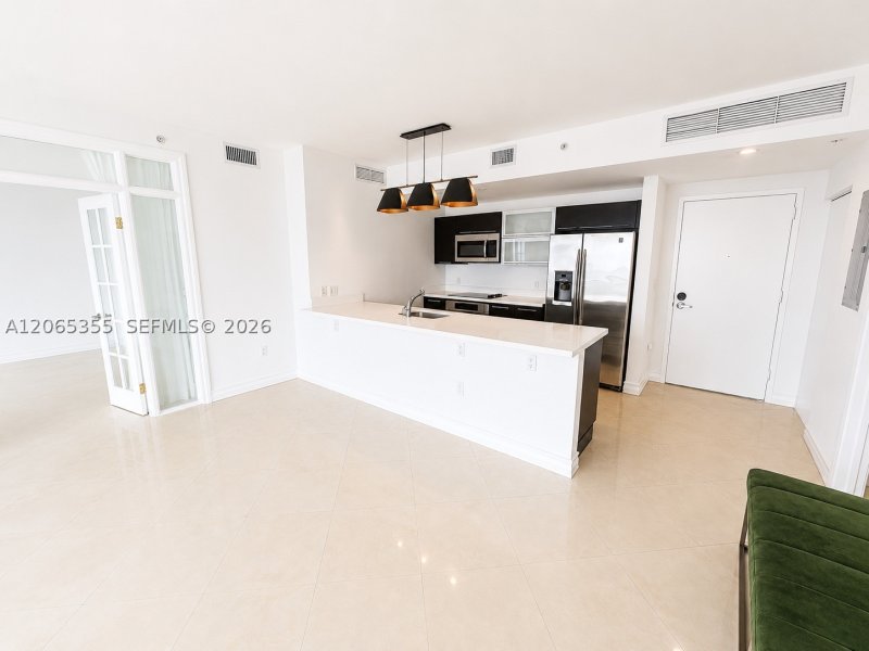 Apartment for rent at The Ivy 3106