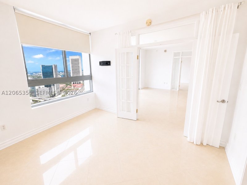 Apartment for rent at The Ivy 3106