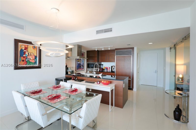 Comprar apartamento no Icon Brickell Tower II 4703