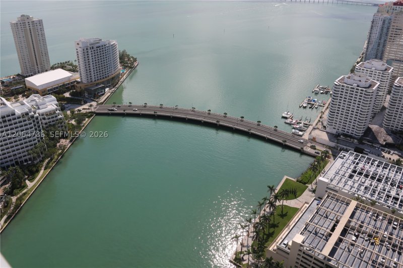 Comprar apartamento no Icon Brickell Tower II 4703