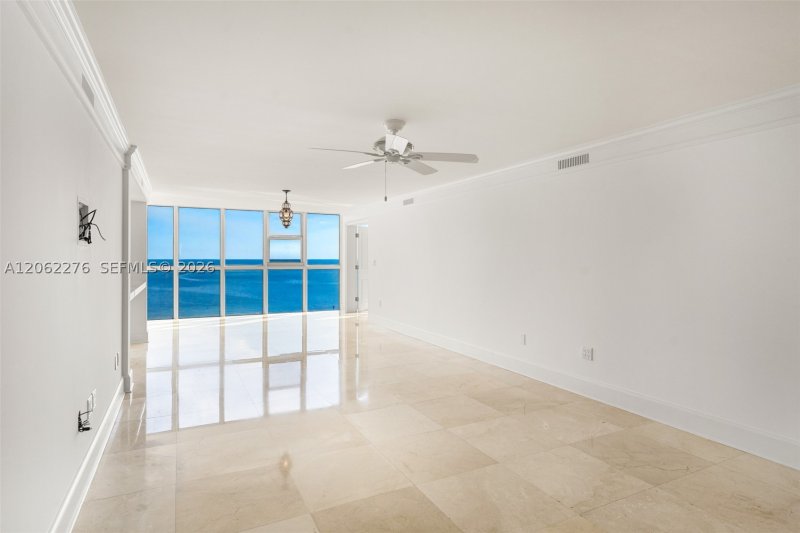 Comprar apartamento no Mar Azul 11DN