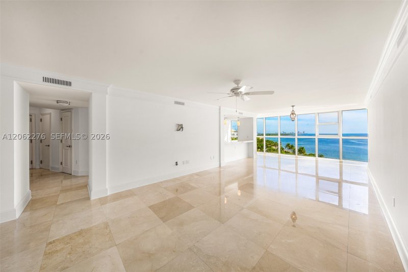 Comprar apartamento no Mar Azul 11DN
