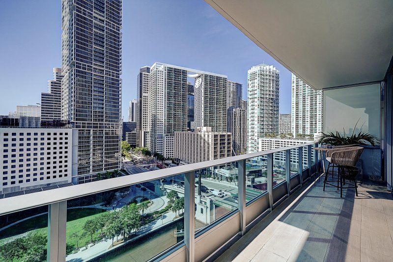 Apartment for rent at Epic Miami 1408