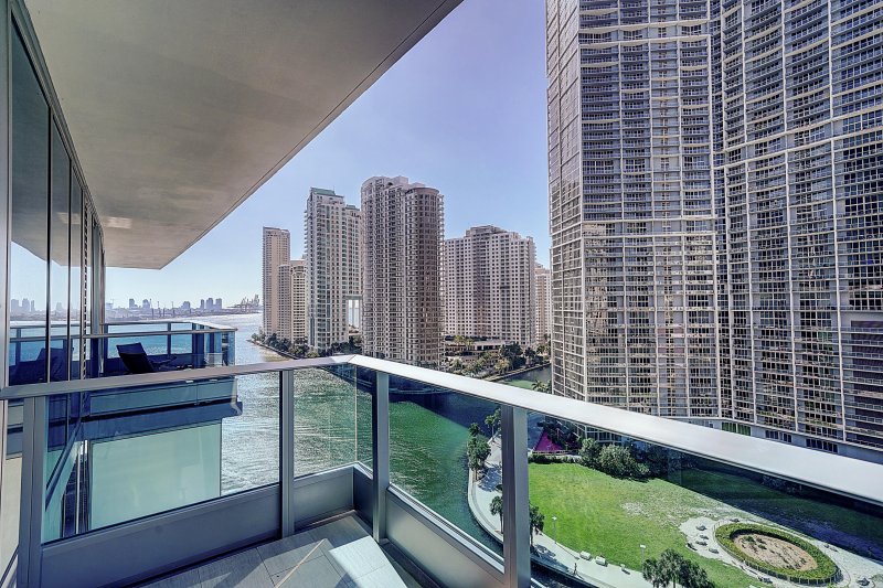 Apartment for rent at Epic Miami 1408
