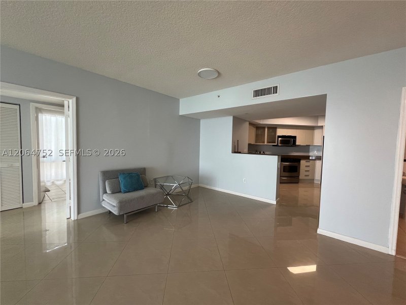 Aluguel de apartamento no La Perla 1202