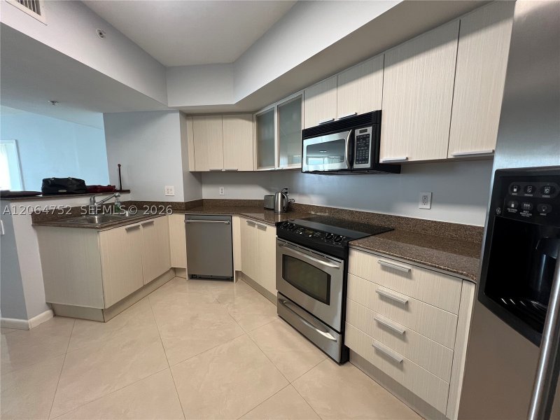 Aluguel de apartamento no La Perla 1202