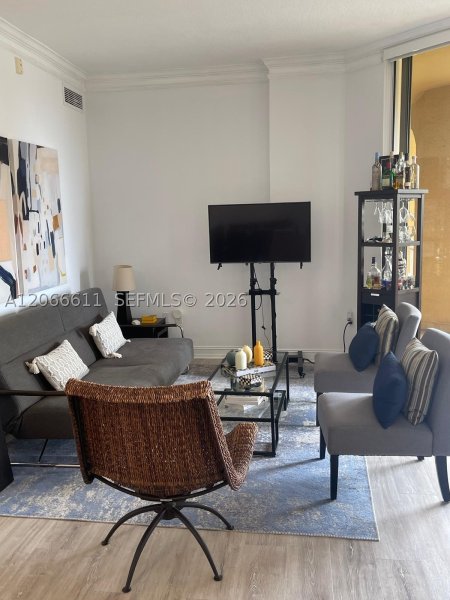Aluguel de apartamento no Alaqua 612