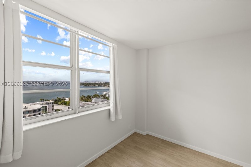Condo for sale at Island Terrace 15A