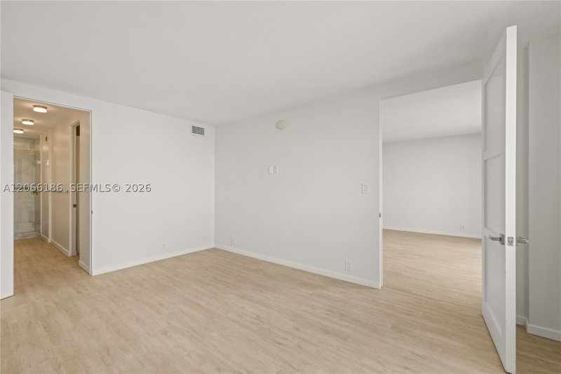 Condo for sale at Island Terrace 15A
