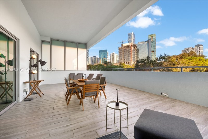 Comprar apartamento no Le Parc at Brickell 307
