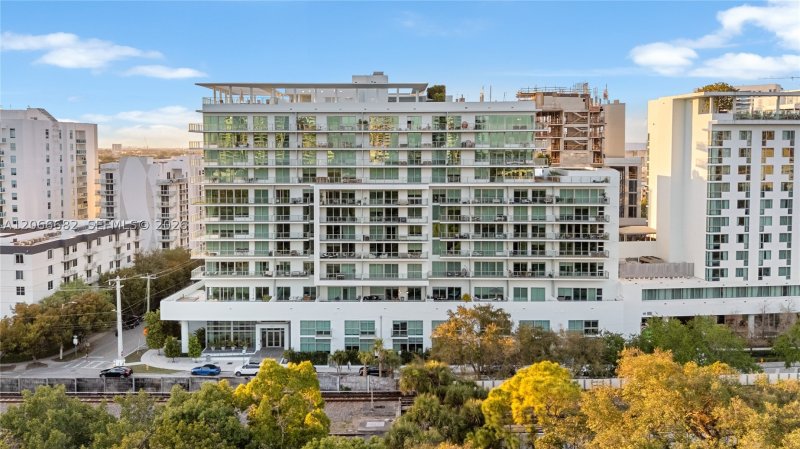 Le Parc at Brickell Apt #307