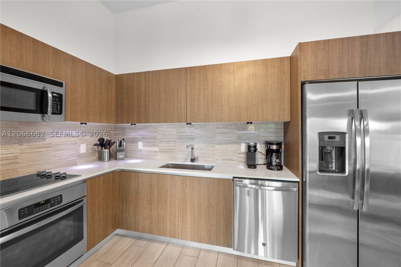 Comprar apartamento no Le Parc at Brickell 307