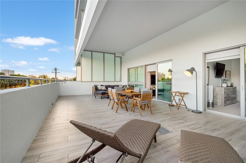 Comprar apartamento no Le Parc at Brickell 307