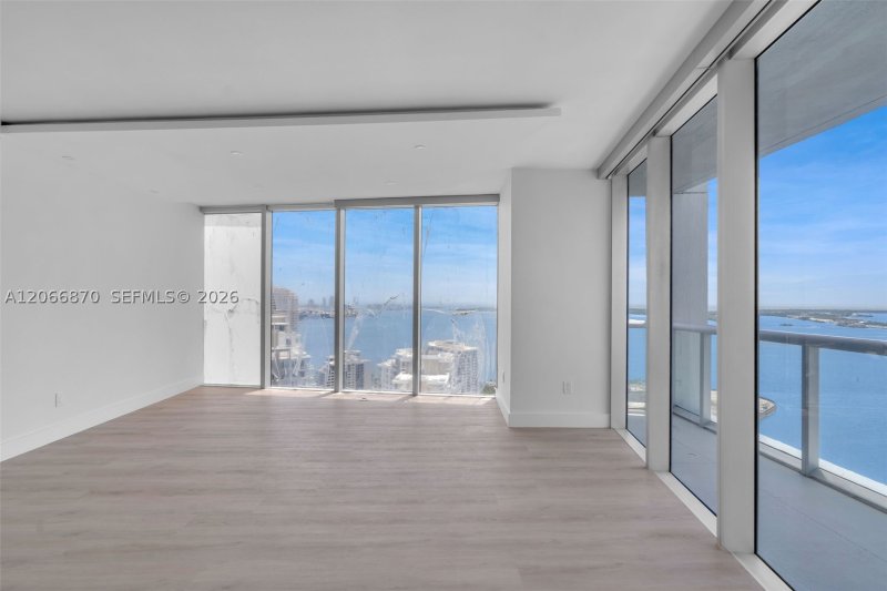 Comprar apartamento no Icon Brickell Tower II 3601
