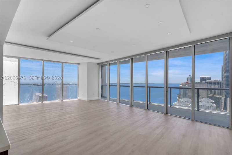 Comprar apartamento no Icon Brickell Tower II 3601