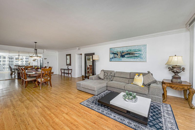 Comprar apartamento no Pavilion