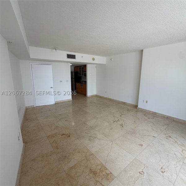 Aluguel de apartamento no Opera Tower 2308