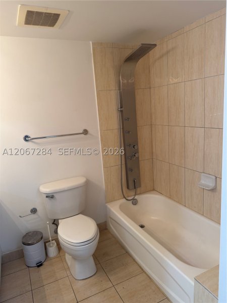 Aluguel de apartamento no Opera Tower 2308