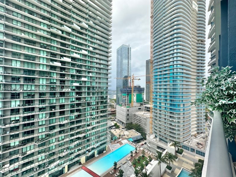 Condo for sale at Infinity on Brickell 2220
