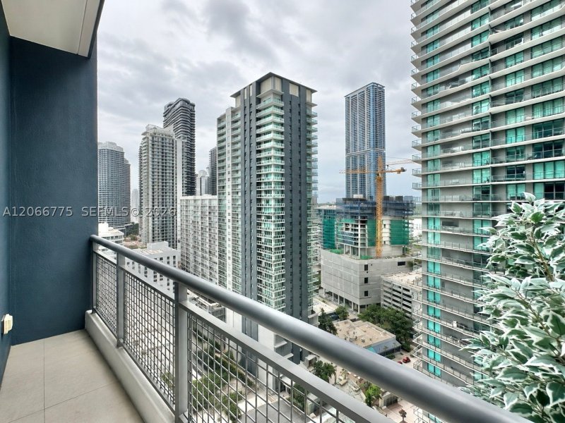 Condo for sale at Infinity on Brickell 2220