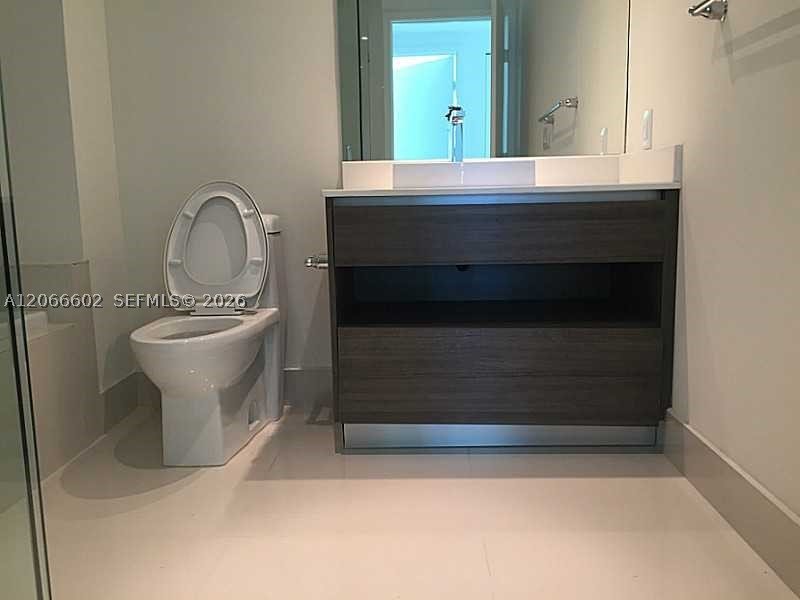 Aluguel de apartamento no 1100 Millecento 3908