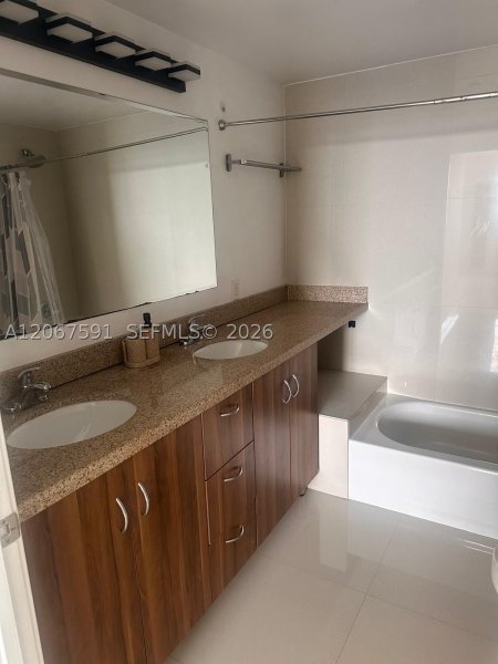 Aluguel de apartamento no 23 Biscayne Bay 1605