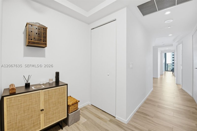 Apartment for rent at SLS Lux Brickell 3101