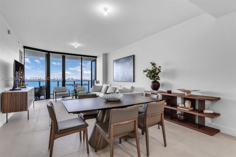 Aluguel de apartamento no Aria Reserve Miami 1203