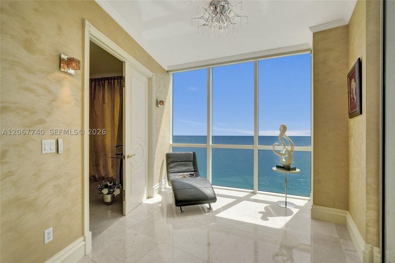 Aluguel de apartamento no Trump Royale 3309