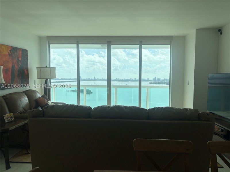 Condo for sale at 1800 Club 3007