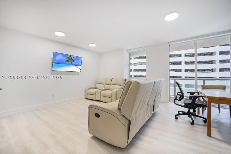 Comprar apartamento no 50 Biscayne 514
