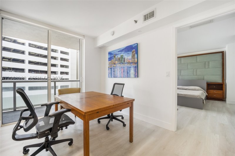 Comprar apartamento no 50 Biscayne 514